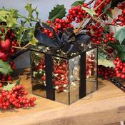 Mirrored LED Gift Box (Medium)