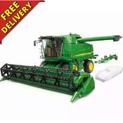 John Deere Combine Harvester T670I image