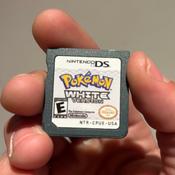 Pokemon White (Reproduction) - DS