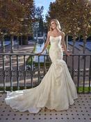 Beegold by Pronovias size 10/12