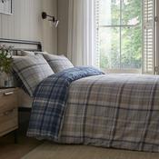 Bennet Check Duvet Cover Set in Navy image