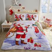 Santa &amp; Snowy Christmas Duvet Cover Set in Multicolour
