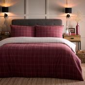 Wynn Duvet Cover Set in Burgundy