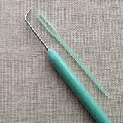Loom Pick &amp; Yarn Needle image