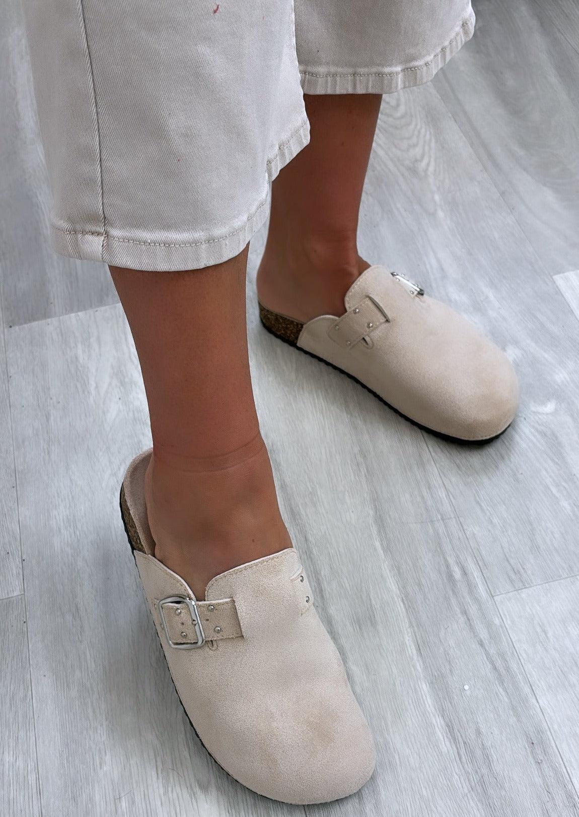 Closed toe clogs with strap hot sale