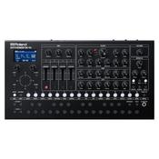 Roland Compact desktop synthesizer |11 OSC Models | hands-on workflow image