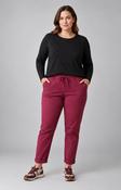 Grace Jogger in Wine