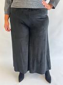 Ari Velvet Culottes in Black image