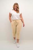 Kaffe Curve Nana Capri Pants in Sand