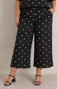 Only Carmakoma Carrie Culottes in Black image